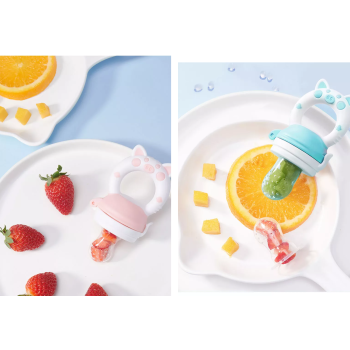 Gryzak Do Podawania Pokarmu W Etui Na Owoce I Warzywa Niebieska Świnka Smoczek S 4 M+